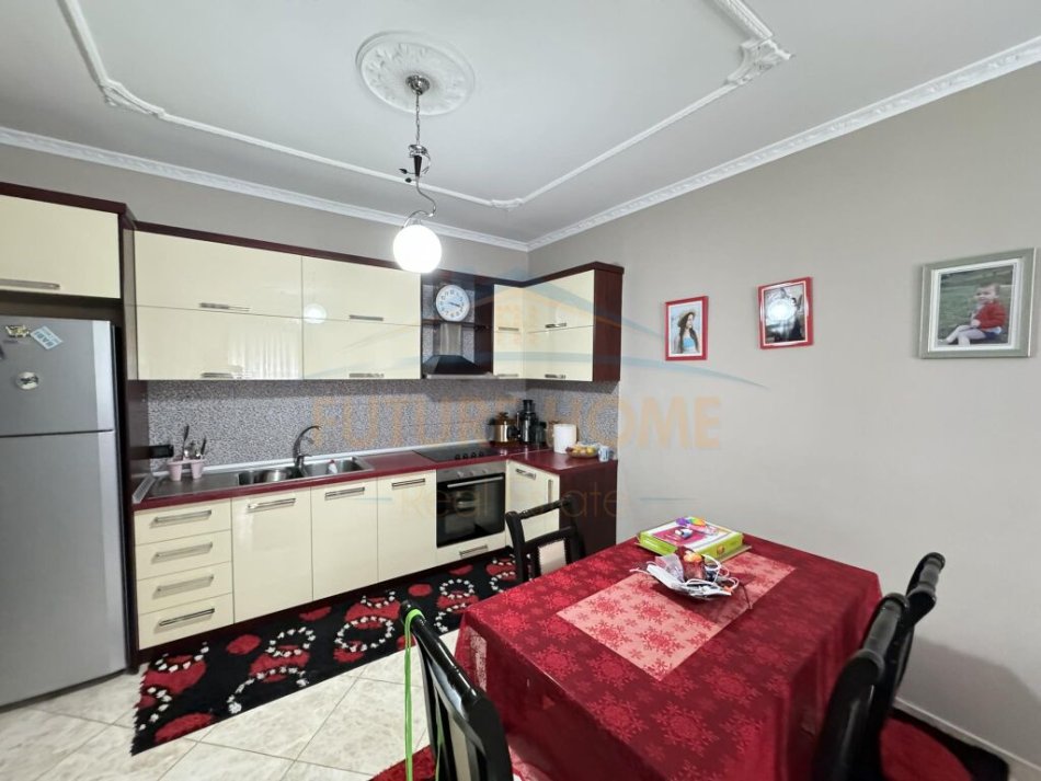 Tirane, shitet apartament 2+1, Kati 4, 91 m² 123,000 € (Unaza e Re)