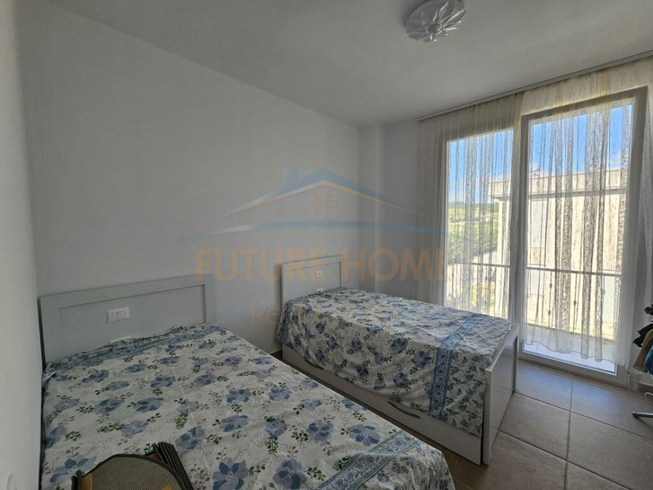 Durres, shitet Vile 2 Katshe , 300 m² 400.000 € (Gjiri i Lalzit, Durres)