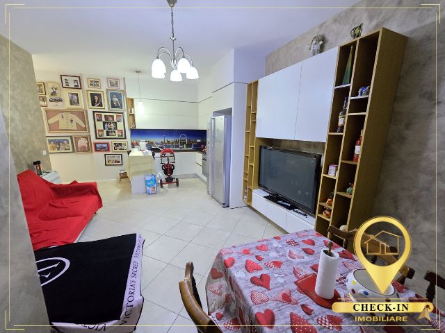 Tirane, jepet me qera apartament 2+1+Aneks+Ballkon Kati 1, 110 m² 600 € (Tefta Tashko)