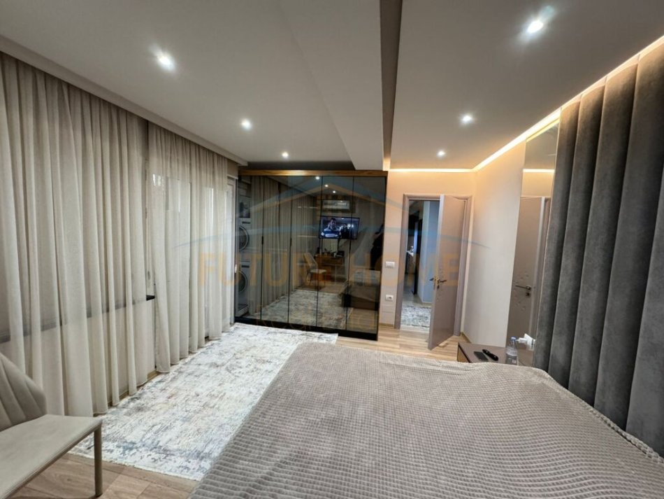 Tirane, shitet apartament 3+1+Ballkon Kati 5, 131 m² 340.000 € (Isa Boletini)