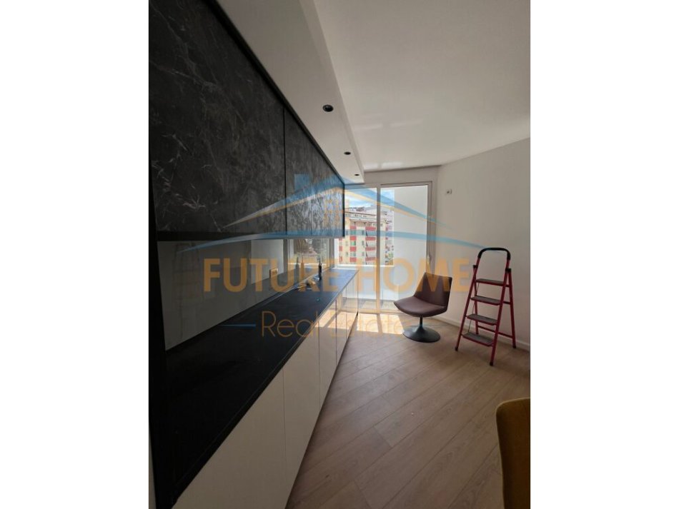 Tirane, shitet garsonier 1+1, Kati 4, 36 m² 79,000 € (KRISTAL CENTER)