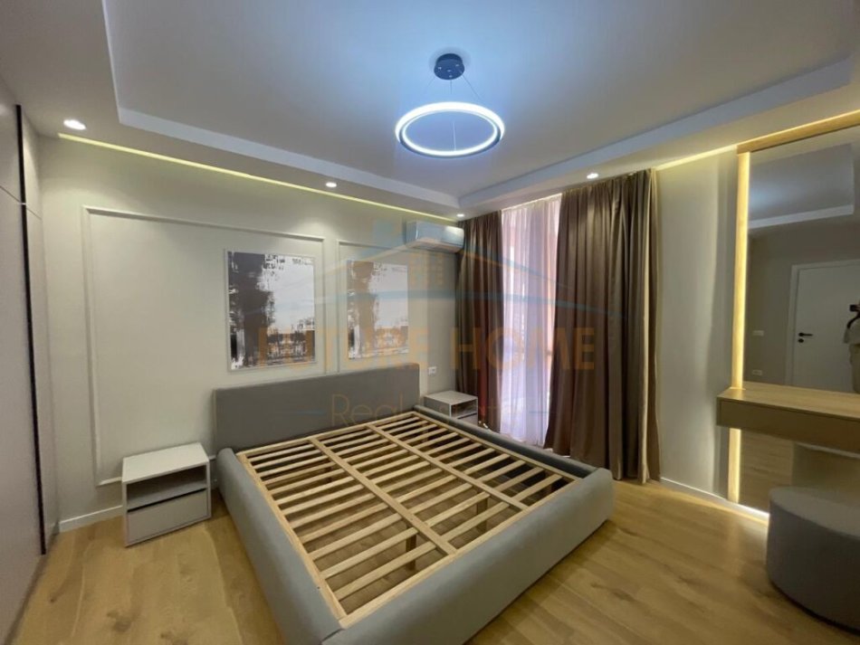 Tirane, shitet apartament 1+1 Kati 3, 64 m² 164.000 € (21 DHJETORI)
