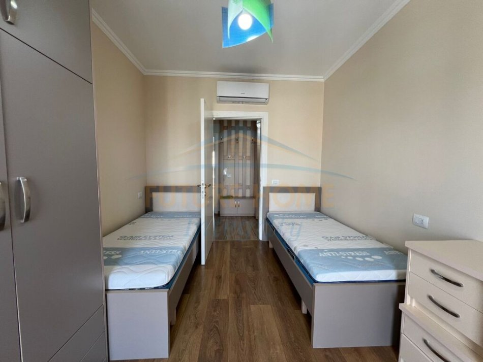 Tirane, shitet apartament 2+1+Ballkon Kati 7, 97 m² 239,000 € 