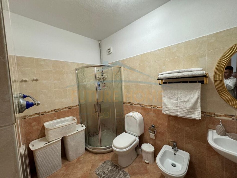 Tirane, shitet apartament 1+1 , 88,000 € (Unaza e Re