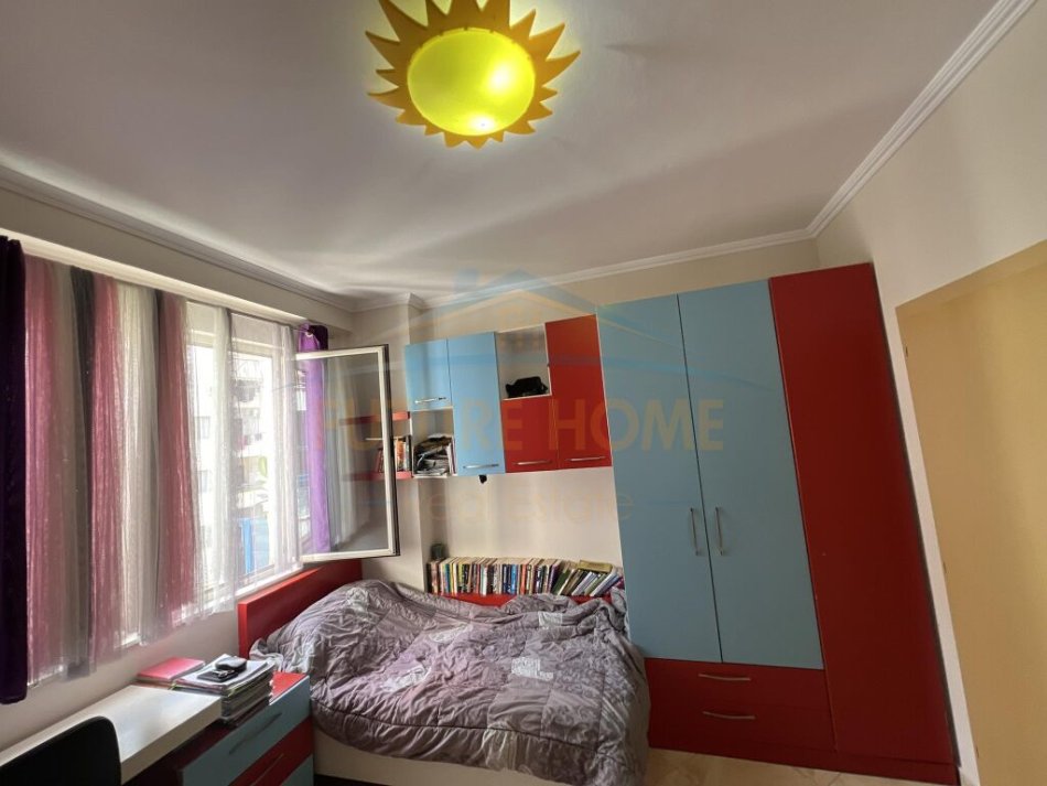 Tirane, shitet apartament 2+1 Kati 5, 99 m² 137,000 € (YZBERISHT)