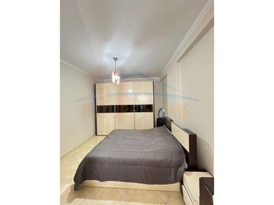 Tirane, shitet apartament 2+1 Kati 5, 99 m² 137,000 € (YZBERISHT)