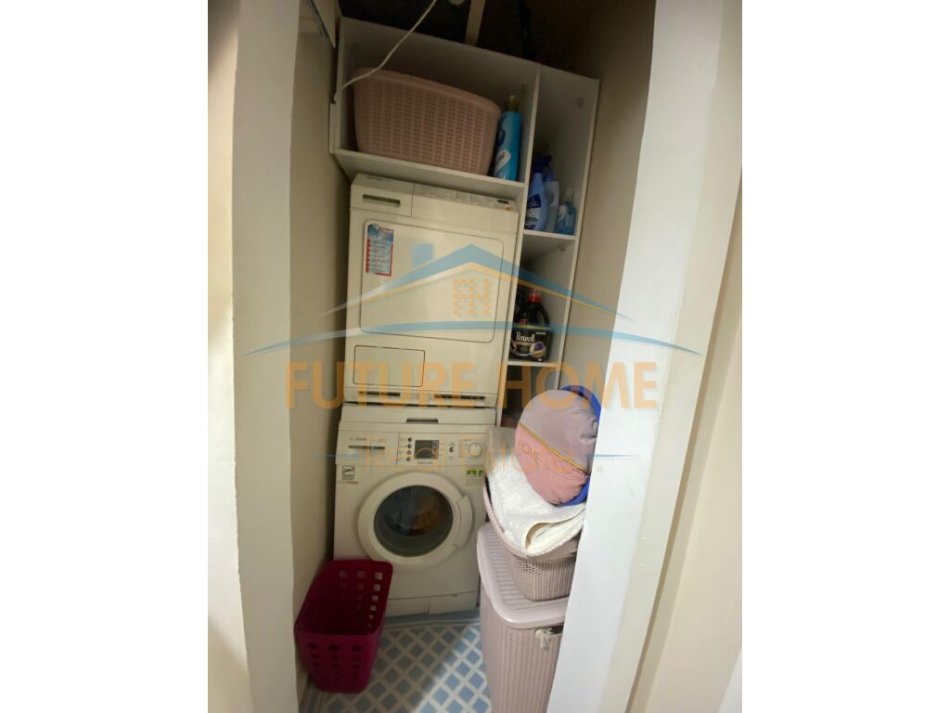 Tirane, shes apartament 1+1 Kati 1, 58 m² 145000 € (Stacioni i Trenit)