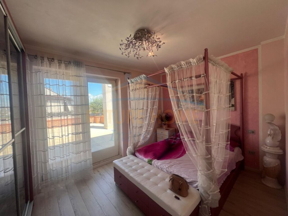 Tirane, shitet apartament 3+1, Kati 7, 139 m² 320,000 € (Tower Bridge 1)