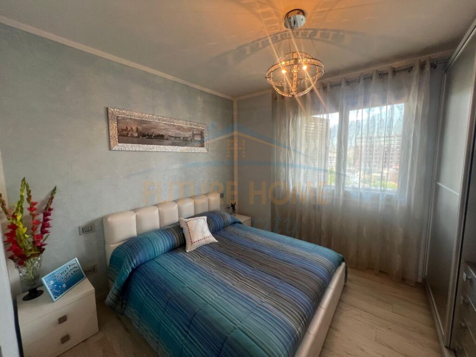Tirane, shitet apartament 3+1, Kati 7, 139 m² 320,000 € (Tower Bridge 1)