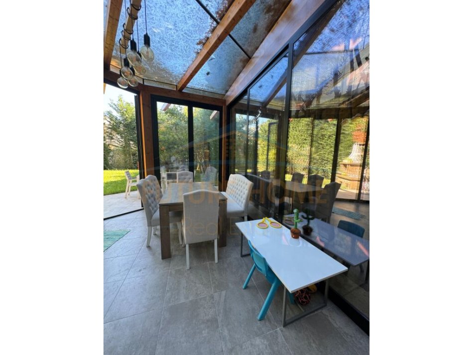 Gjiri Lalezit | Hamallaj, shitet Vile 2 Katshe Kati 0, 453 m² 420.000 € (Lura 1 , Gjiri Lalzit)