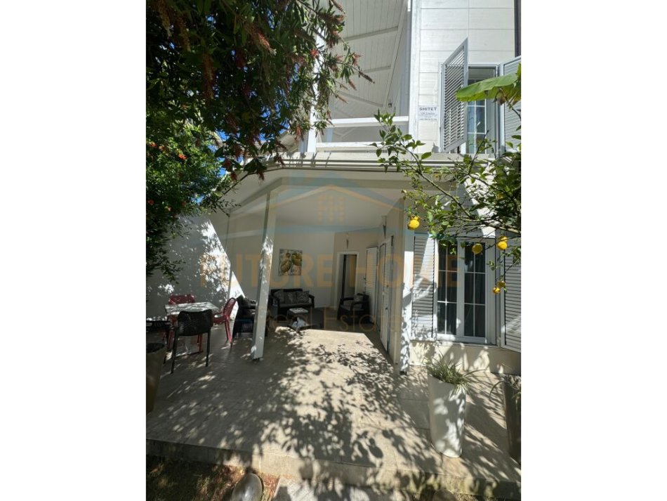 Gjiri Lalezit | Hamallaj, shitet Vile 2 Katshe Kati 0, 453 m² 420.000 € (Lura 1 , Gjiri Lalzit)
