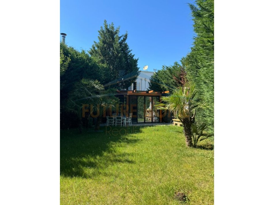 Gjiri Lalezit | Hamallaj, shitet Vile 2 Katshe Kati 0, 453 m² 420.000 € (Lura 1 , Gjiri Lalzit)