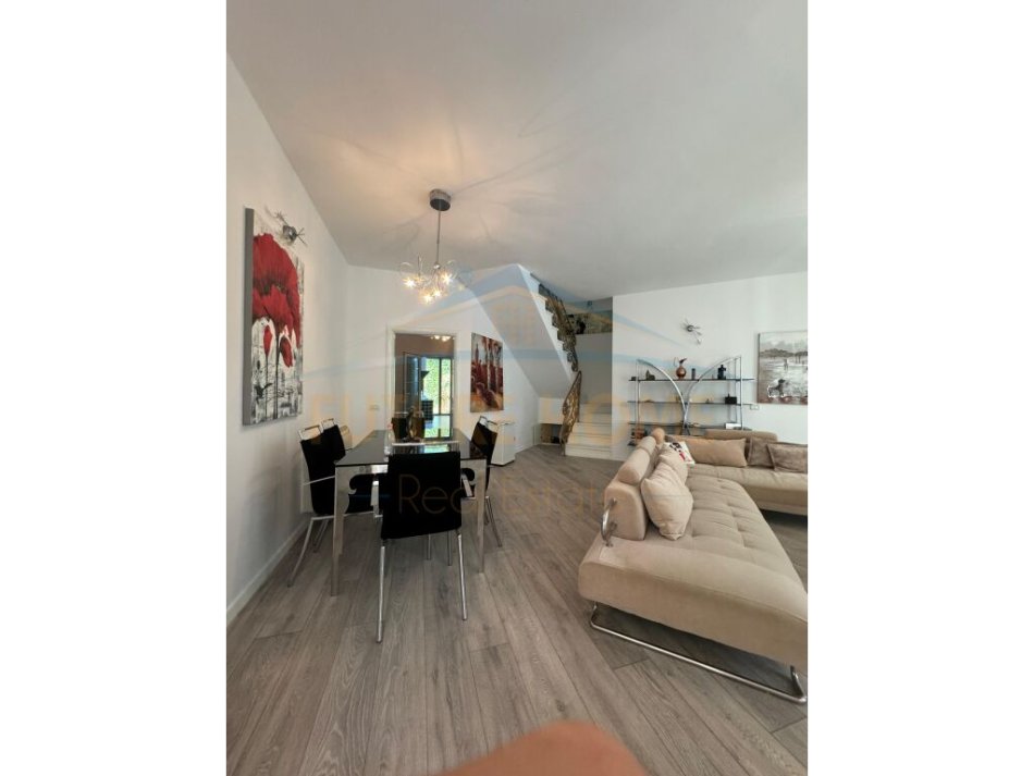 Gjiri Lalezit | Hamallaj, shitet Vile 2 Katshe Kati 0, 453 m² 420.000 € (Lura 1 , Gjiri Lalzit)