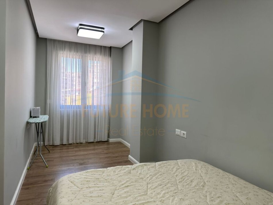 Tirane, shitet apartament 2+1+Ballkon Kati 5, 115 m² 230.000 € (Don Bosco)