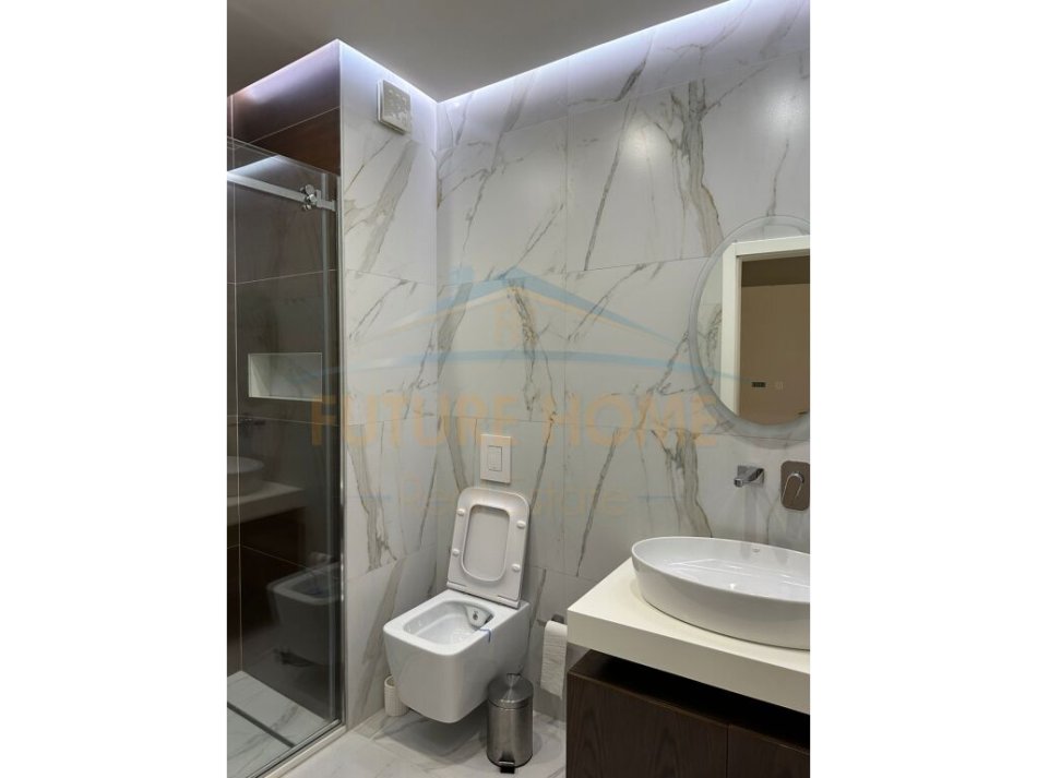 Tirane, shitet apartament 2+1+Ballkon Kati 5, 115 m² 230.000 € (Don Bosko)