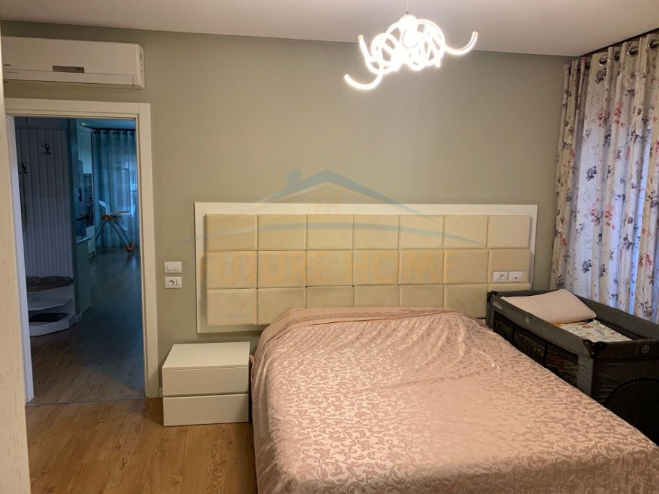 Tirane, jepet me qera apartament 2+1 Kati 2, 104 m² 900 € (21 DHJETORI)