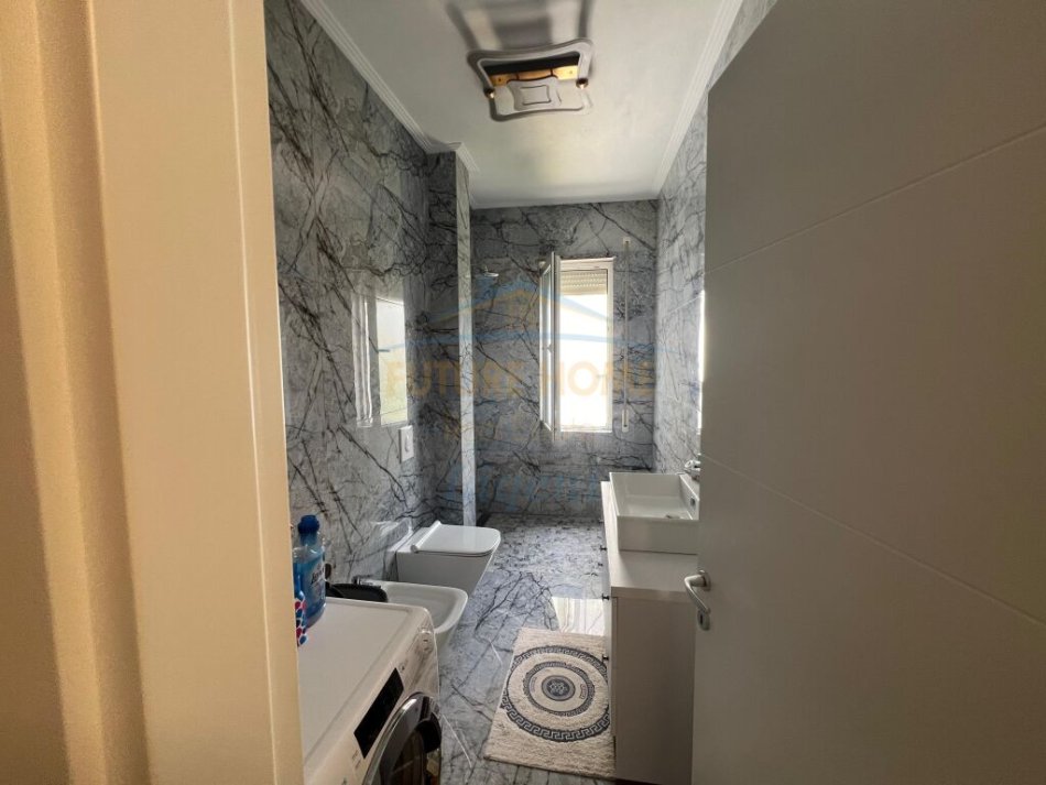 Tirane, shitet apartament 2+1+Aneks+Ballkon Kati 1, 123 m² 210.000 € (KOPSHTI BOTANIK)
