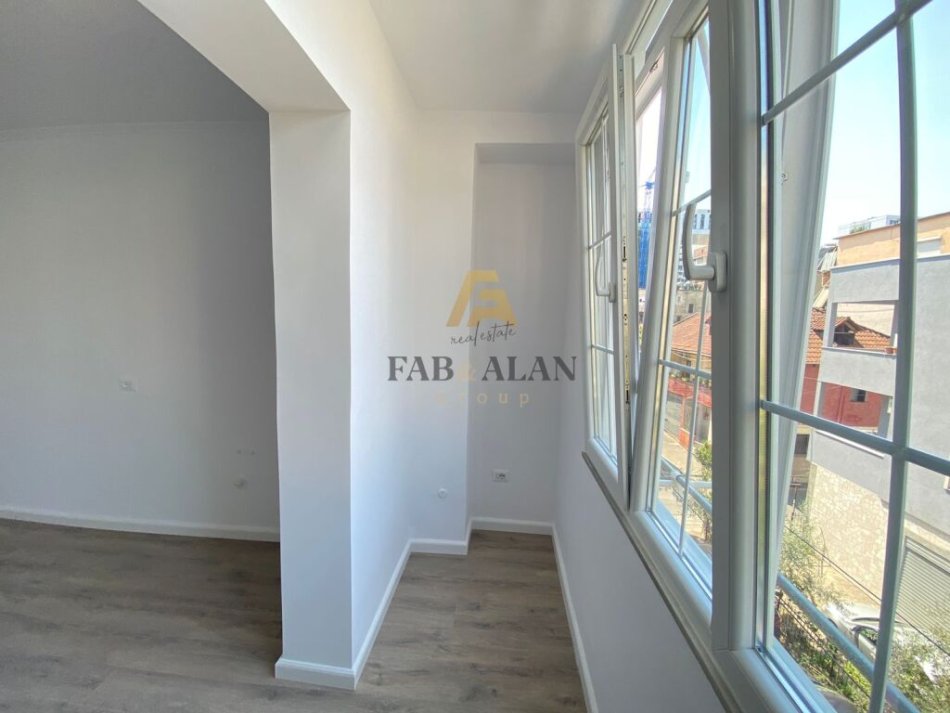 Tirane, shitet apartament 2+1 Kati 3, 68 m² 150.000 € (21 Dhjetori)