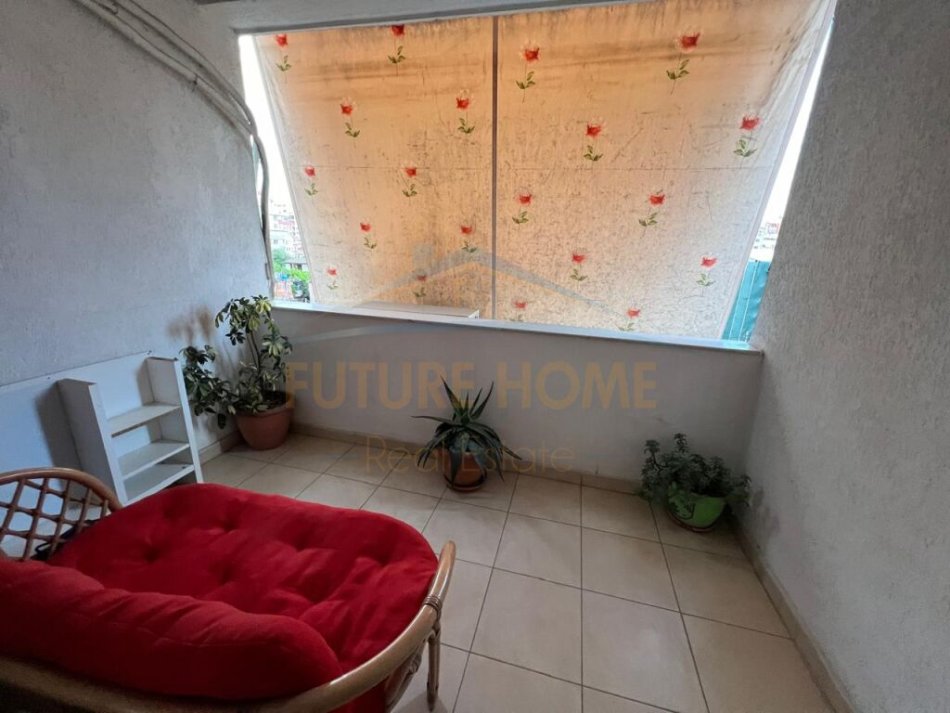 Tirane, shes 2+1+Aneks+Ballkon Kati 4, 122 m² 170.000 € (UNAZA E RE ASTIR ROTONDO)