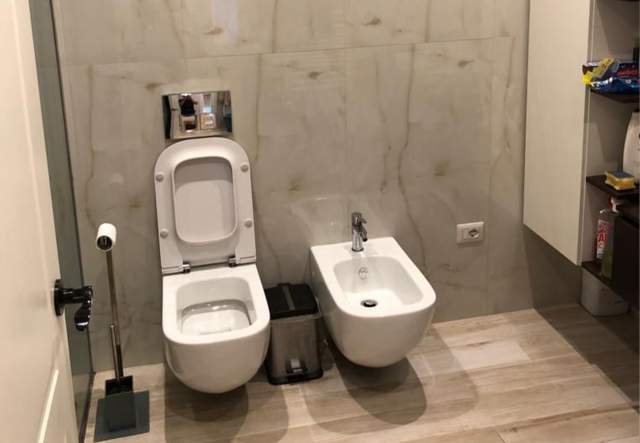 Tirane, shitet apartament 103 m² 199.000
