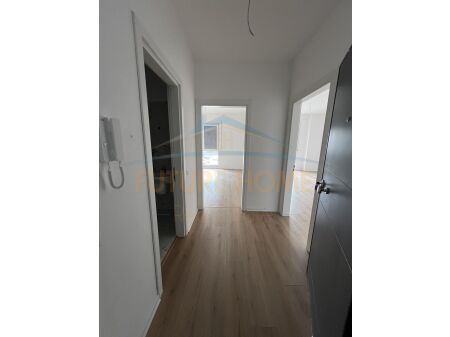 Tirane, shitet, apartament 1+1 Kati 1, 73 m² 101.780 € (unaza e re)