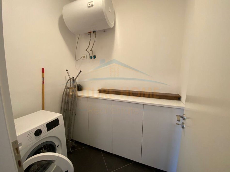 Tirane, shitet apartament 2+1+Aneks+Ballkon Kati 2, (FRESKU)