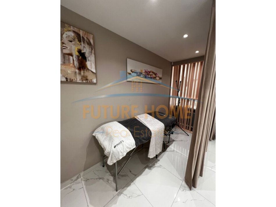 Tirane, jepet me qera ambjent biznesi Kati 0, 57 m² 1.600 € (SHESHI WILLSON)