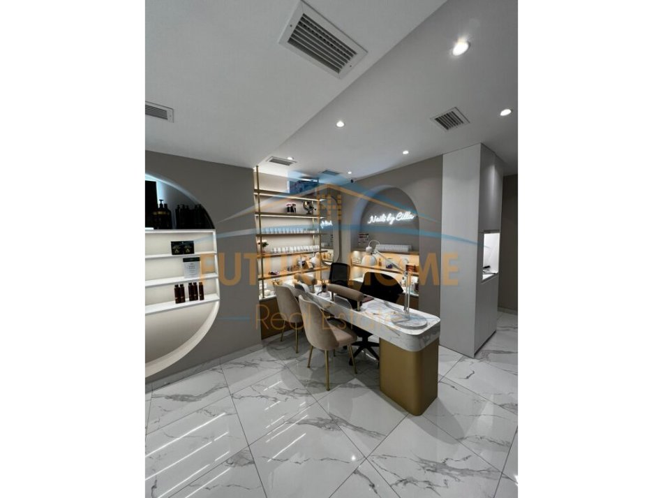 Tirane, jepet me qera ambjent biznesi Kati 0, 57 m² 1.600 € (SHESHI WILLSON)
