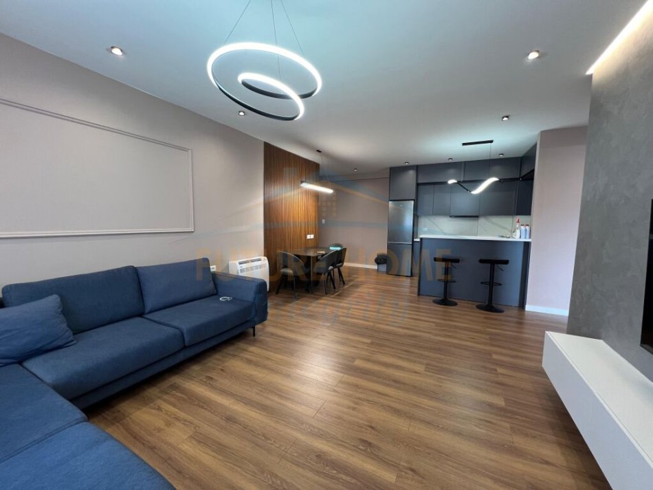 Tirane, shitet apartament 2+1 Kati 3, 126 m² 148.000 € (KTHESA E KAMZES TIRANE)