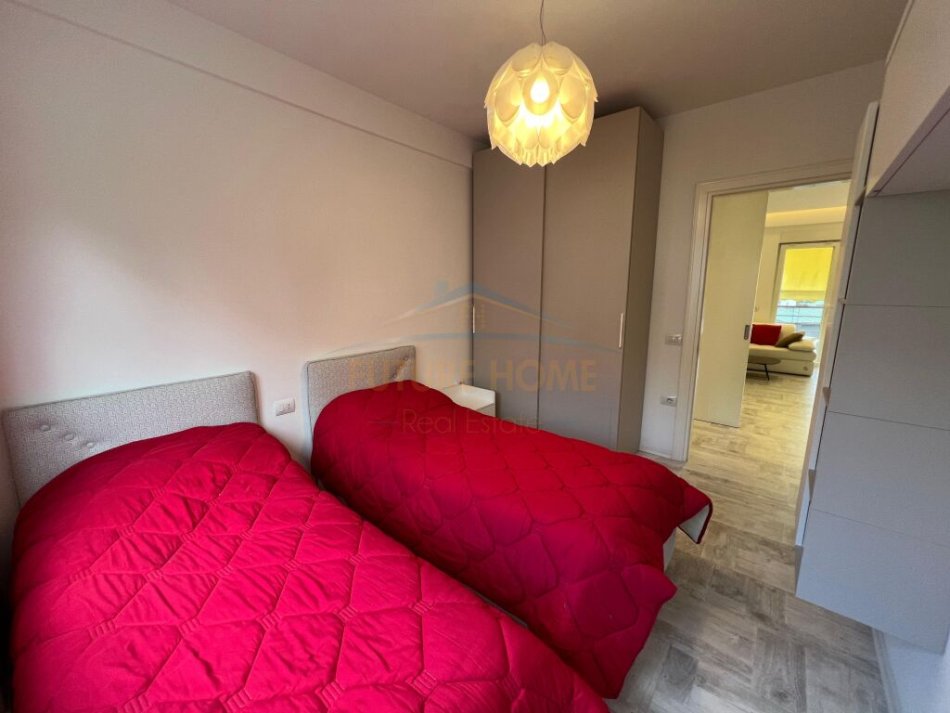 Tirane, shitet apartament 2+1+Aneks+Ballkon Kati 1, 109 m² 260.000 € (RRUGA LIQENI I THAT)