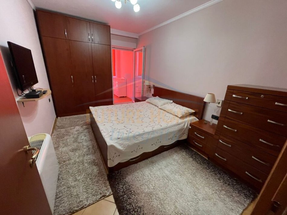 Tirane, jepet me qera apartament 2+1 Kati 10, 90 m² 1.200 € (Rruga e Elbasanir Stadiumi, Air Albania)