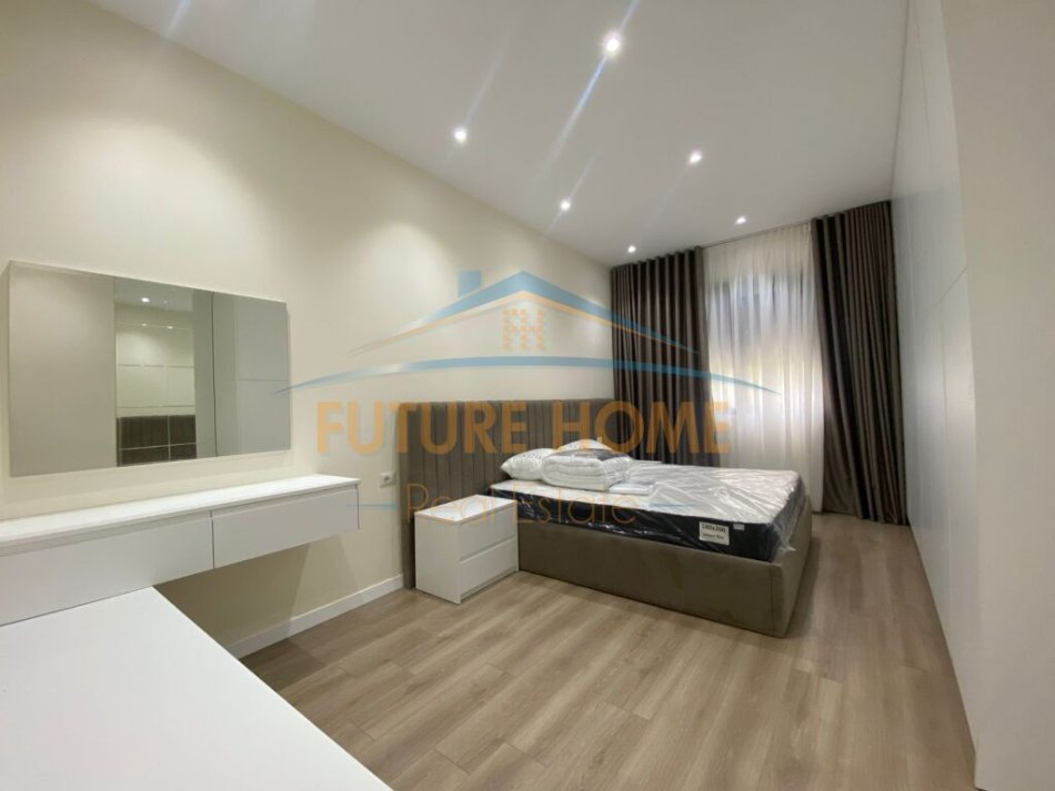 Tirane, shitet apartament 2+1+Ballkon Kati 1, 125 m² 300.000 € (KODRA E DIELLIT 2)