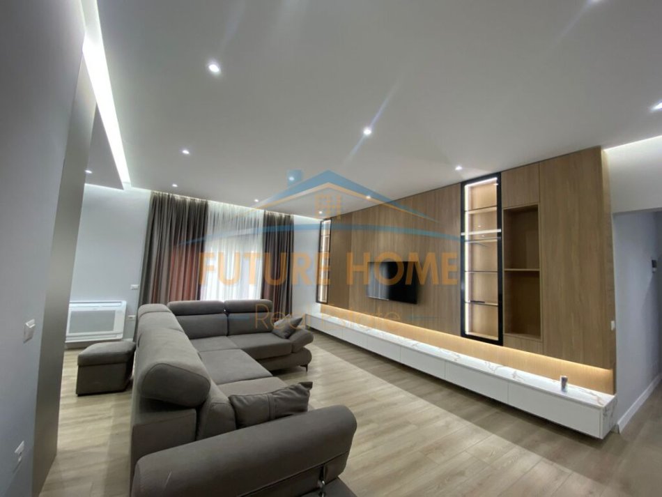 Tirane, shitet apartament 2+1+Ballkon Kati 1, 125 m² 300.000 € (KODRA E DIELLIT 2)