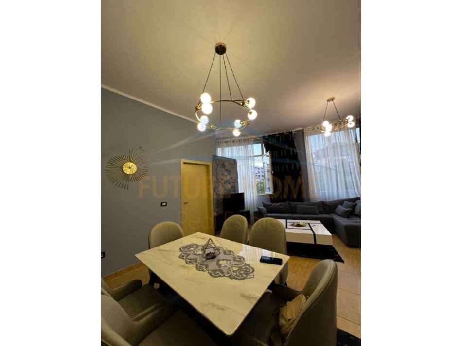 Tirane, jepet me qera apartament 1+1 Kati 1, 57 m² 400 € (Fresk)