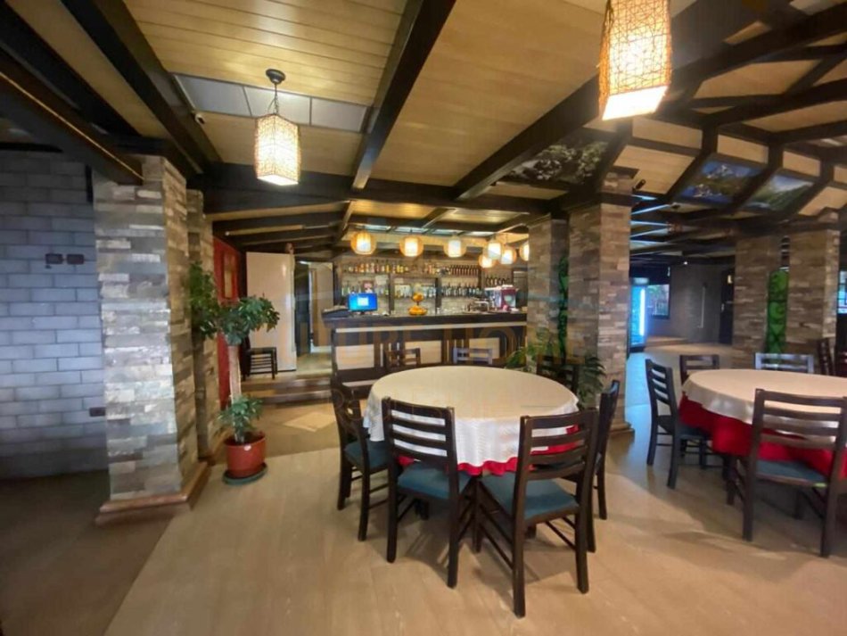 Tirane, shitet Kati 1, 528 m² 5.200.000 € (DAJT)
