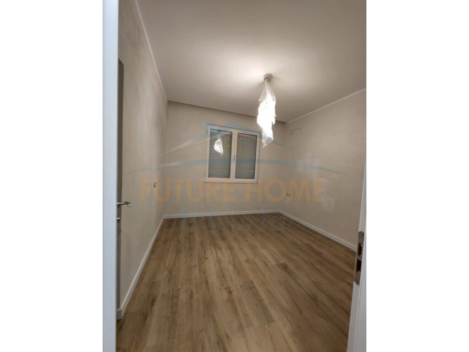 Tirane, shitet apartament 2+1 Kati 1, 61 m² 140.000 € (Rruga Ferit Xhajko)