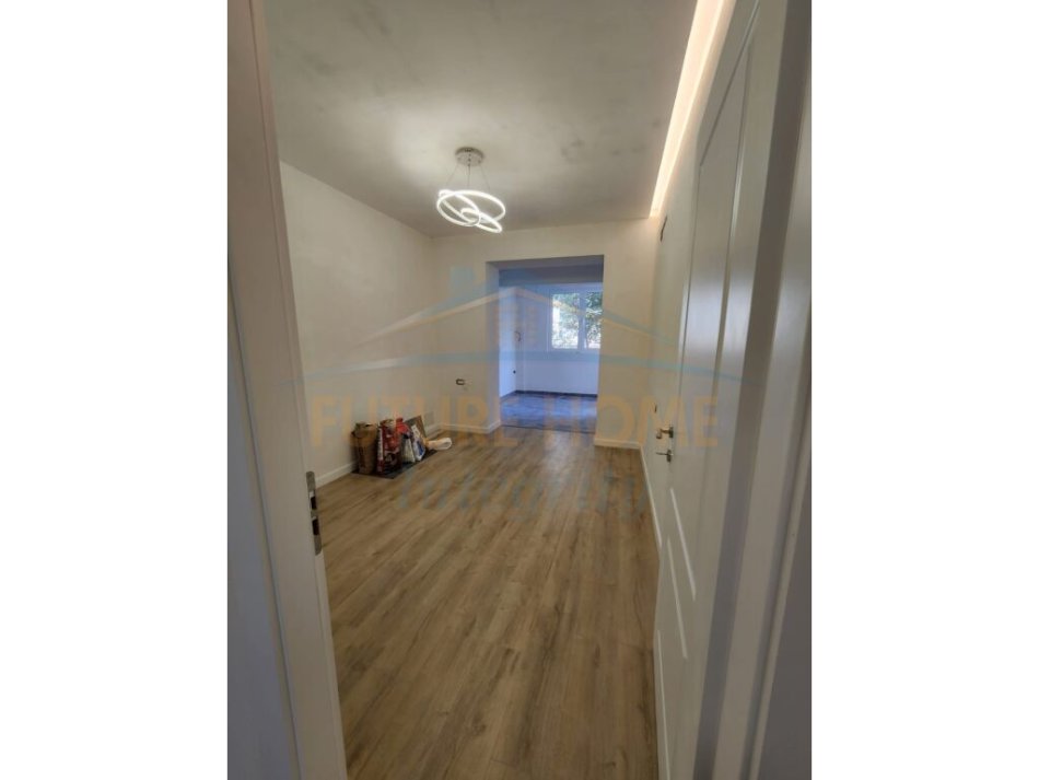 Tirane, shitet apartament 2+1 Kati 1, 61 m² 140.000 € (Rruga Ferit Xhajko)