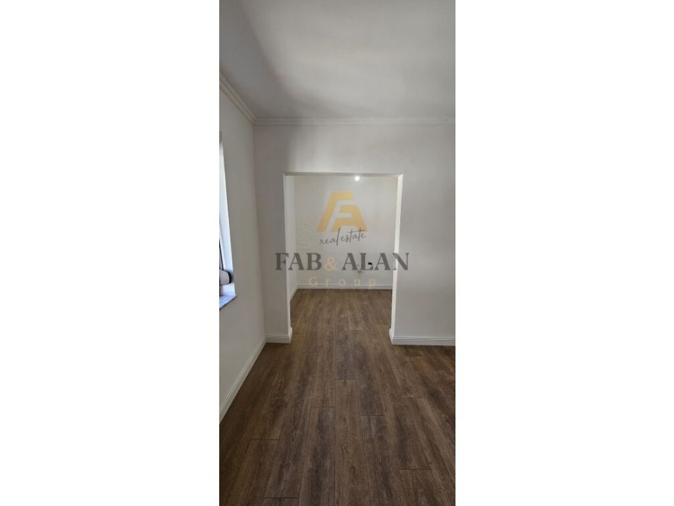 Tirane, shitet apartament 3+1 Kati 3, 82 m² 135.000 € (Rruga Bardhyl)