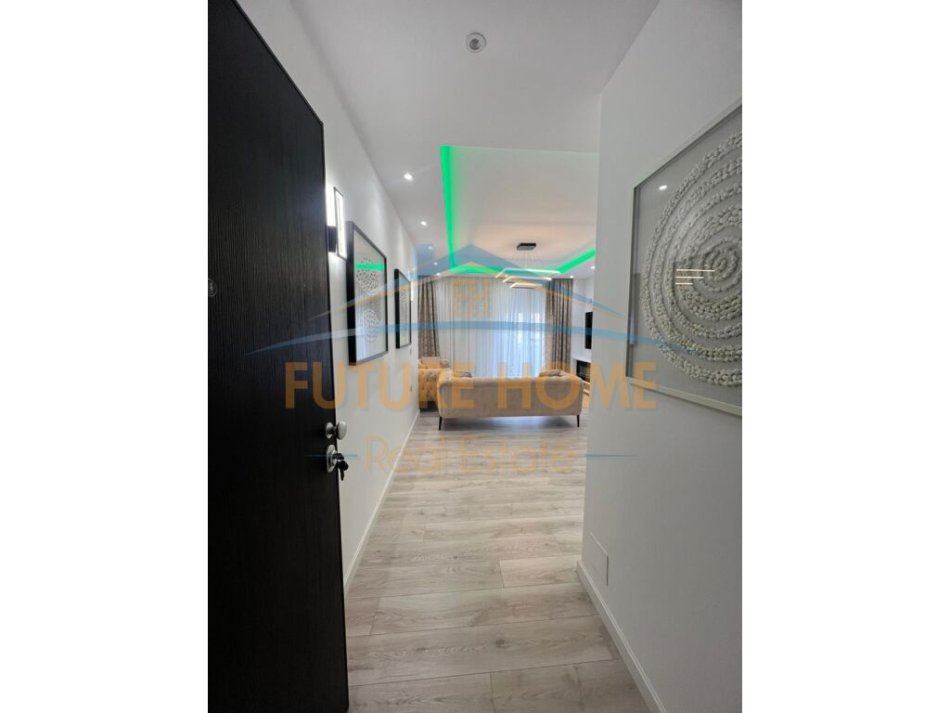 Tirane, jepet me qera 2+1 Kati 2, 1.000 € (Rruga e Barrikadave)