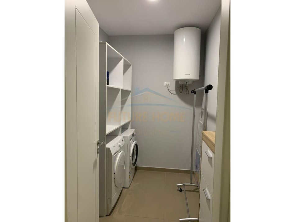 Tirane, jepet me qera Vile 3+1+Ballkon Kati 3, 250 m² 2.000 € (TEG)
