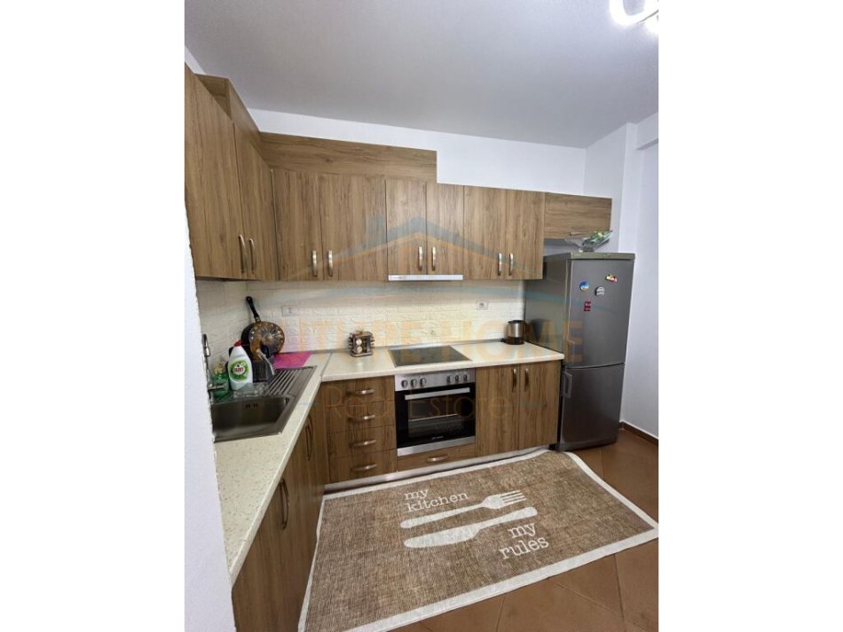 Tirane, shitet apartament 2+1 Kati 1, 87 m² 87.300 € (Shkoze)