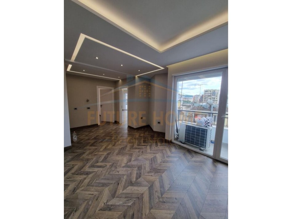 Tirane, jepet me qera apartament Kati 5, 97 m² 1.200 € (Rruga e Durresit)