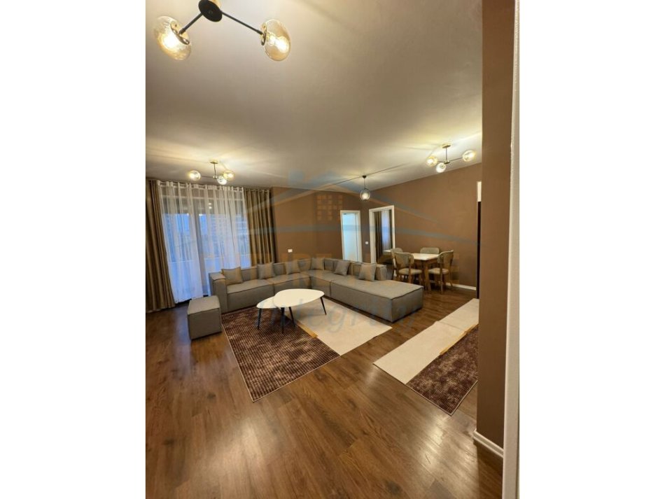 Tirane, jepet me qera apartament 1+1 Kati 2, 65 m² 600 € (DON BOSKO)
