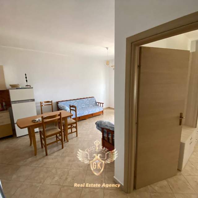 Durres, jepet me qera apartament 1+1+BLK Kati 3, 60 m² 300 Euro (🏡Lagja 13,Plazh Durres)