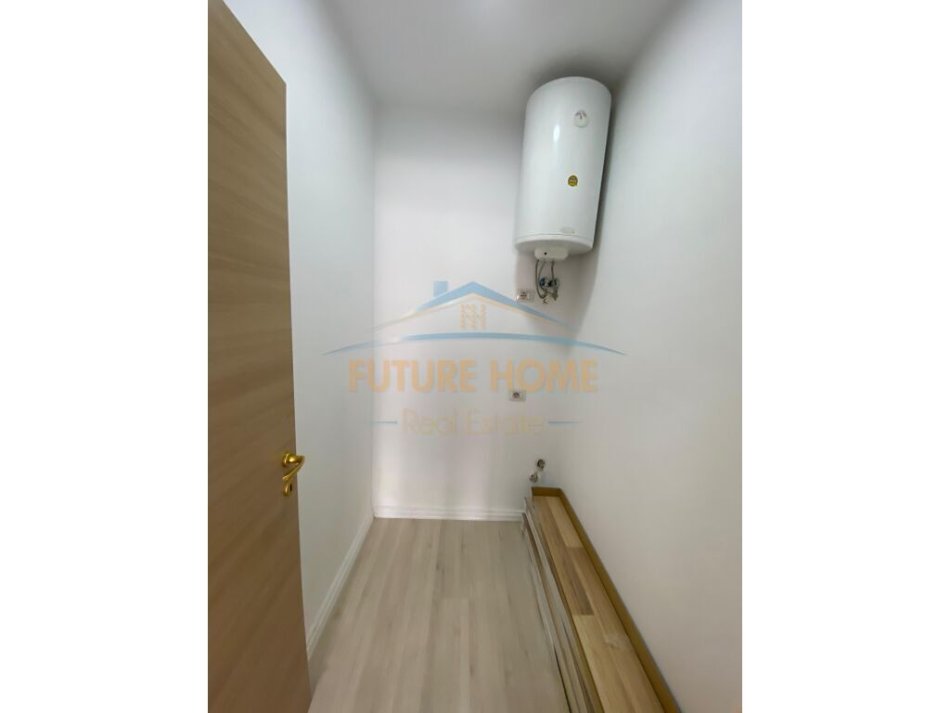 Tirane, shitet 3+1+Aneks+Ballkon Kati 6, 143 m² 235.000 € 