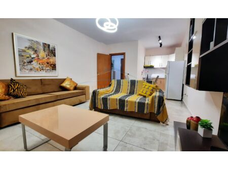 Tirane, jepet me qera apartament 1+1 Kati 2, 72 m² 600 € (Kopshti Botanik, Tirane, AREA42069)