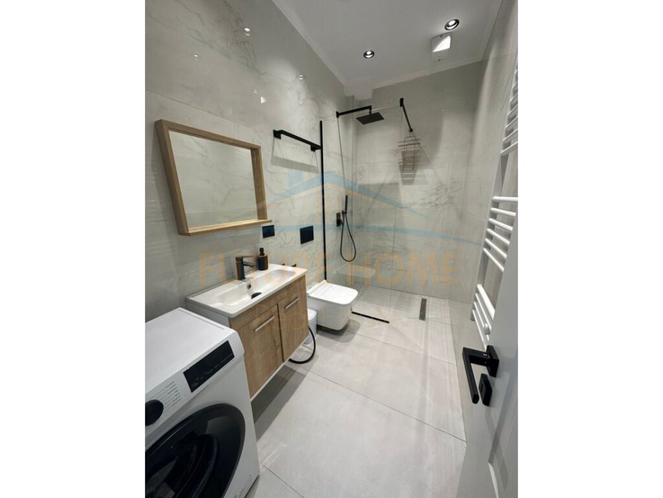 Tirane, jepet me qera garsonier 1+1 Kati 0, 30 m² 600 € (Shallvaret)