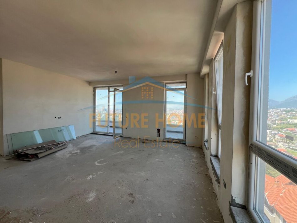 Tirane, shes apartament 2+1+Aneks+Ballkon Kati 5, 116 m² 280.000 € (SANTARIUM)