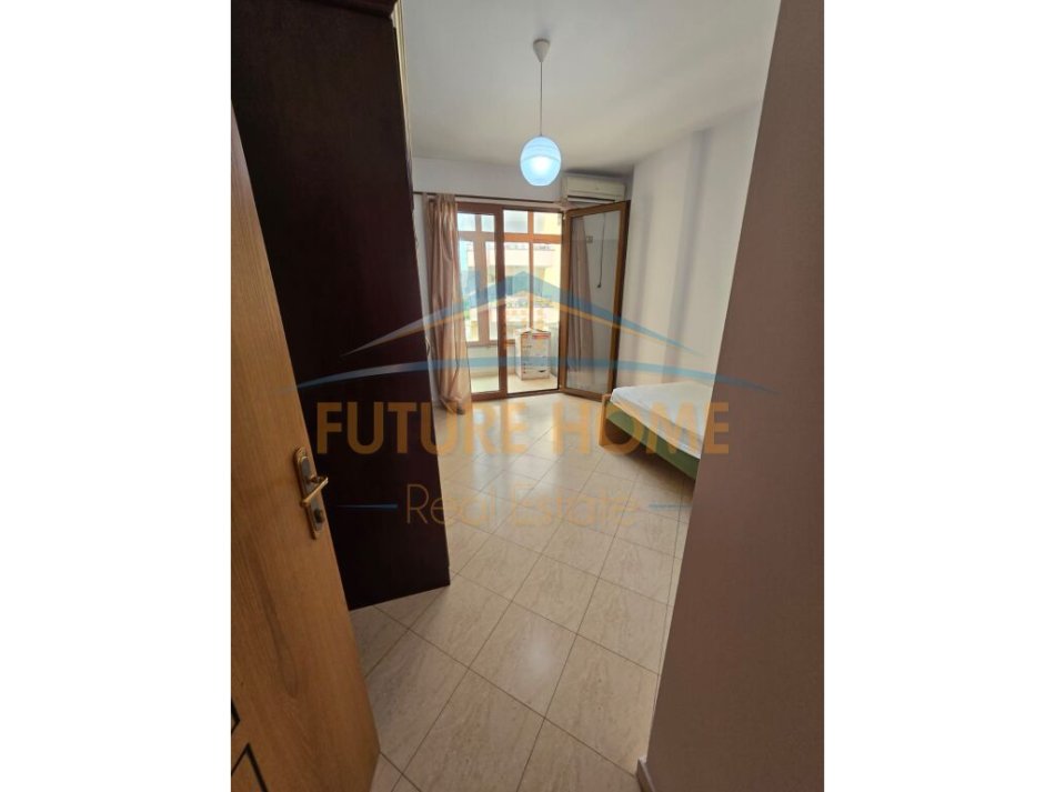 Tirane, shes apartament 3+1+Ballkon Kati 5, 141 m² 165.000 € (Astir)