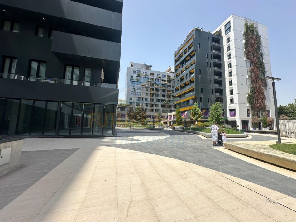 Tirane, jepet me qera ambjent biznesi Kati 0, 173 m² 3.000 € (Rruga e Kavajes, Kompleksi Square 21)